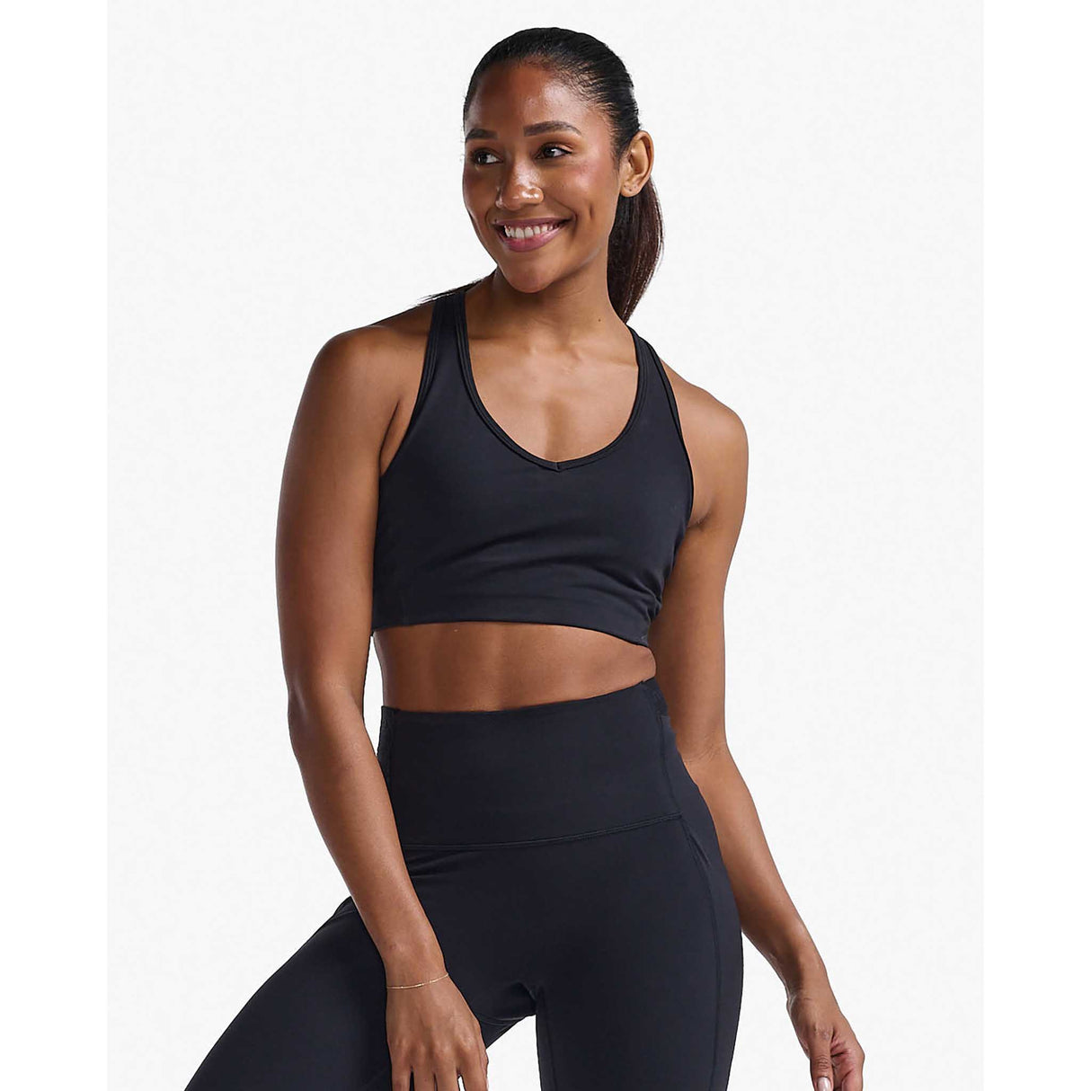 2XU Motion Racerback brassière de sport - noir / noir