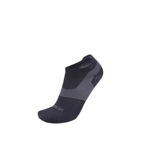 2XU Vectr Ultralight No Show chaussettes courtes de course à pied - Titane / Noir
