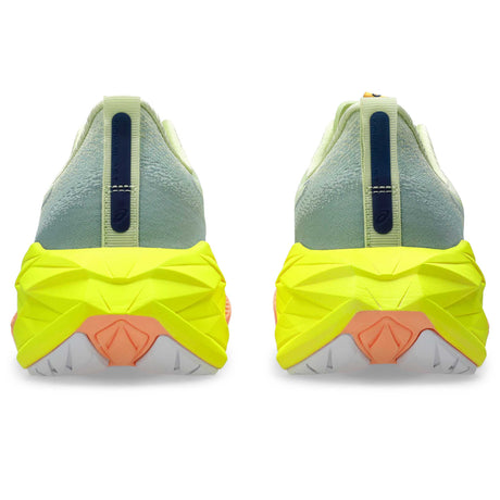 ASICS Novablast 4 Paris souliers de course femme talons - Cool Matcha / Safety Yellow