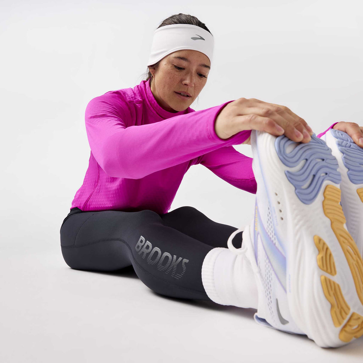 Brooks Momentum Thermal collant de course à pied 2.0 femme - Noir / Speed Logo