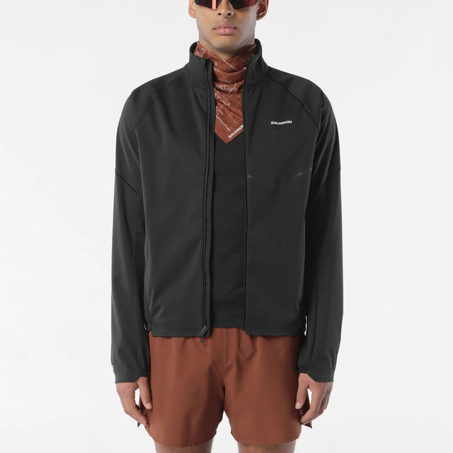 Salomon Sense Aero Softshell running jacket for men - Deep Black - worn
