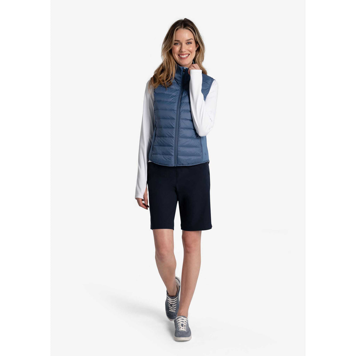 Lolë veste sans manches isolée Just pour femme face - bleu acier