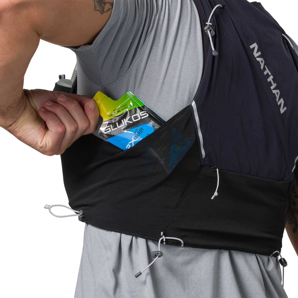 Nathan Pinnacle Pro 6L veste d'hydratation de course à pied pochette - Noir / Black Reflective