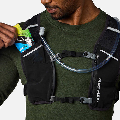 Nathan HyperNight Quick Start 3.0 4L veste d'hydratation de course à pied - Noir / Hex Print
