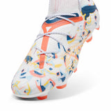 Puma Future 7 Ultimate Creativity FG/AG chaussures de soccer à crampons - Puma White / Hot Heat / Sunstream