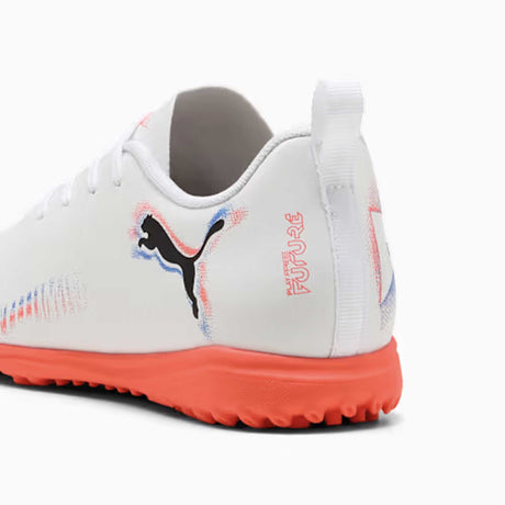Chaussures de soccer turf Puma Future 8 Play TT junior talon - White / Black / Glowing Red