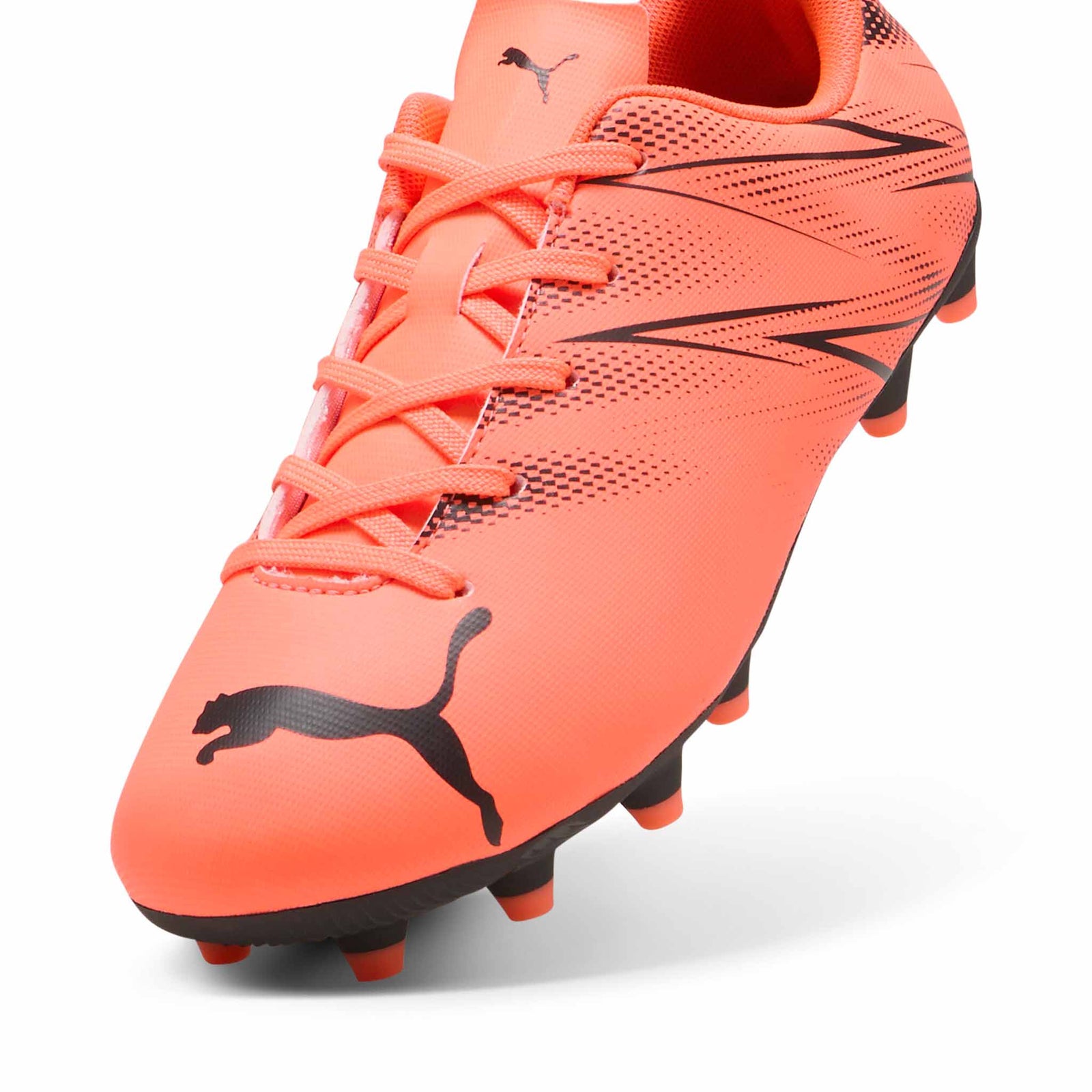Puma Puma Attacanto FG/AG JR chaussure de soccer pour enfant
