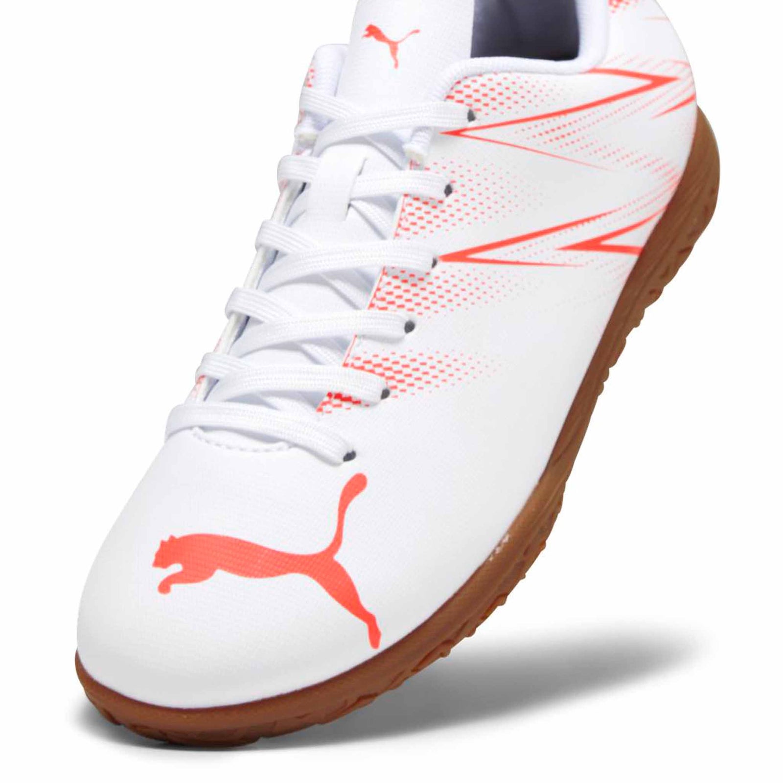 Puma Puma Attacanto IT junior chaussure de soccer intérieur pour enfant