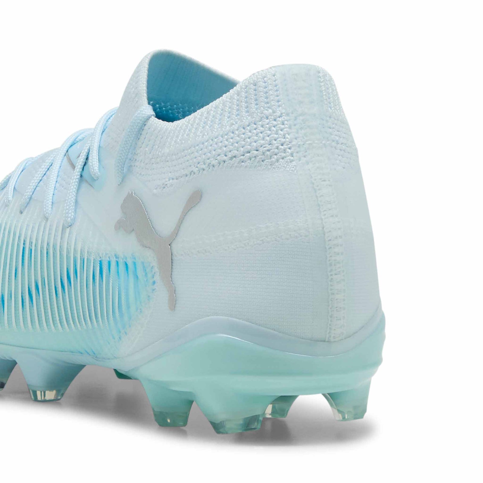 Puma Puma Future 8 Match Light Up FG/AG Wn's chaussures de soccer a crampons pour femme
