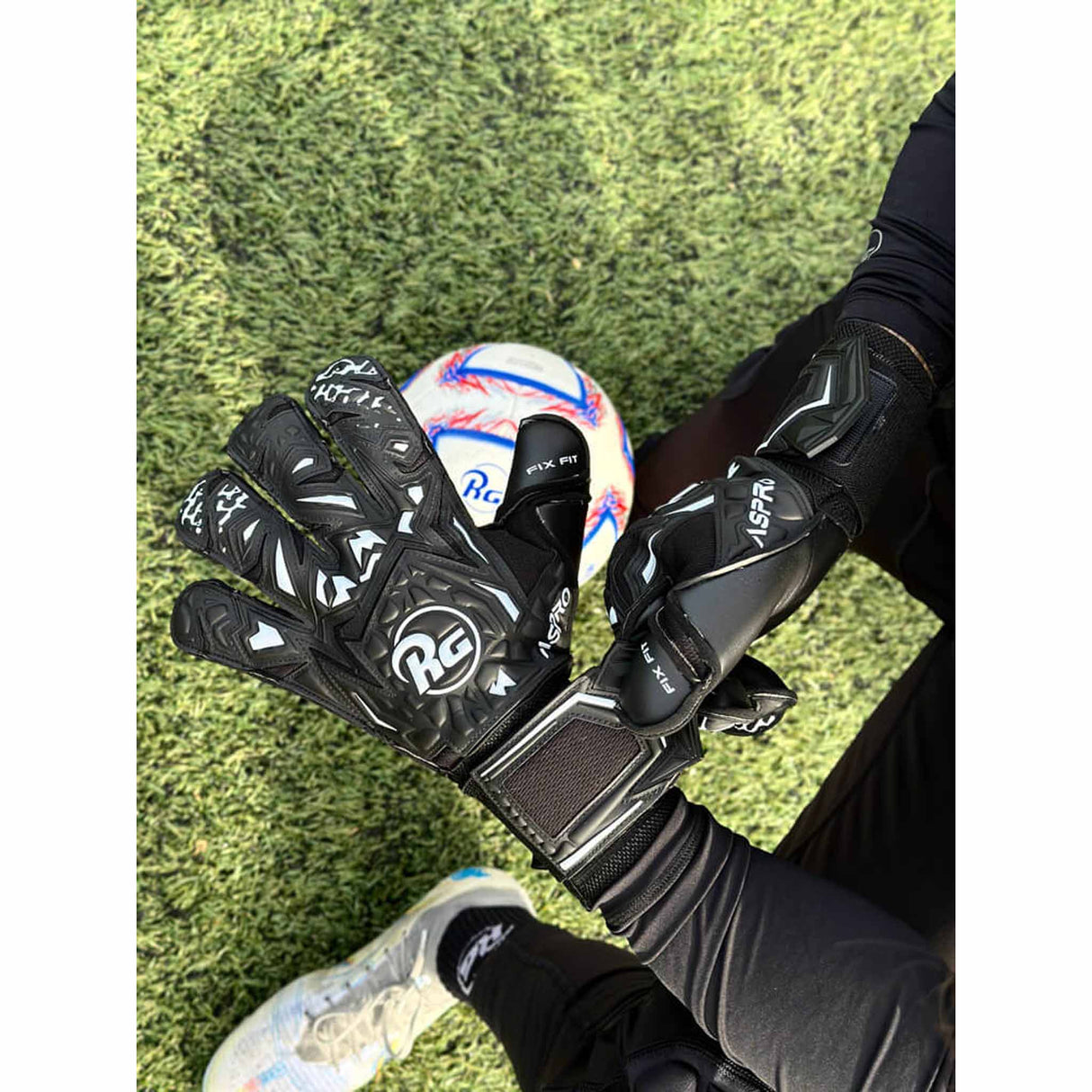 RG Aspro Blackout gants de gardien de but de soccer - Noir