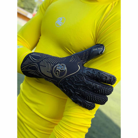 RG Goalkeeper Gloves Aversa - Black / Gold