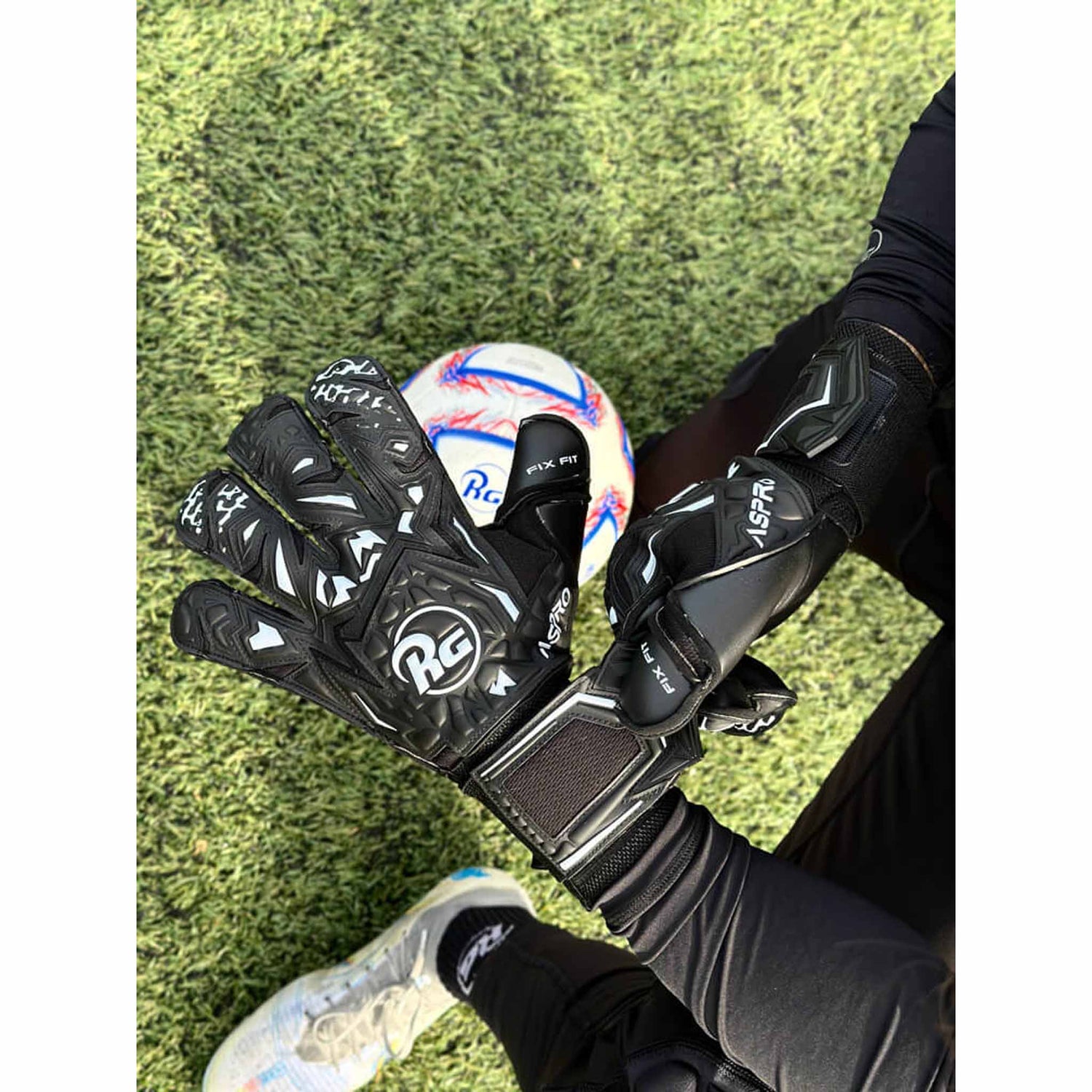 RG Goalkeeper gloves RG Aspro Blackout gants de gardien de but de soccer