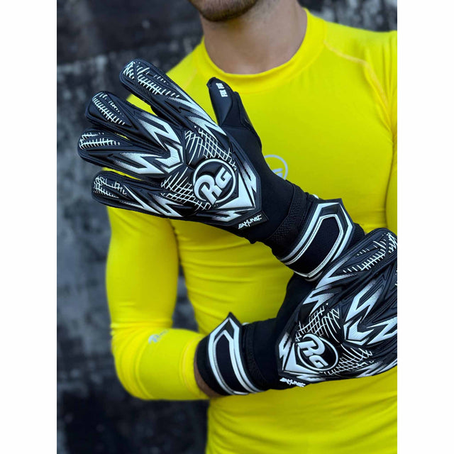 RG Goalkeeper gloves RG Goalkeeper Gloves Samurai Blackout CHR gants de gardien de but de soccer