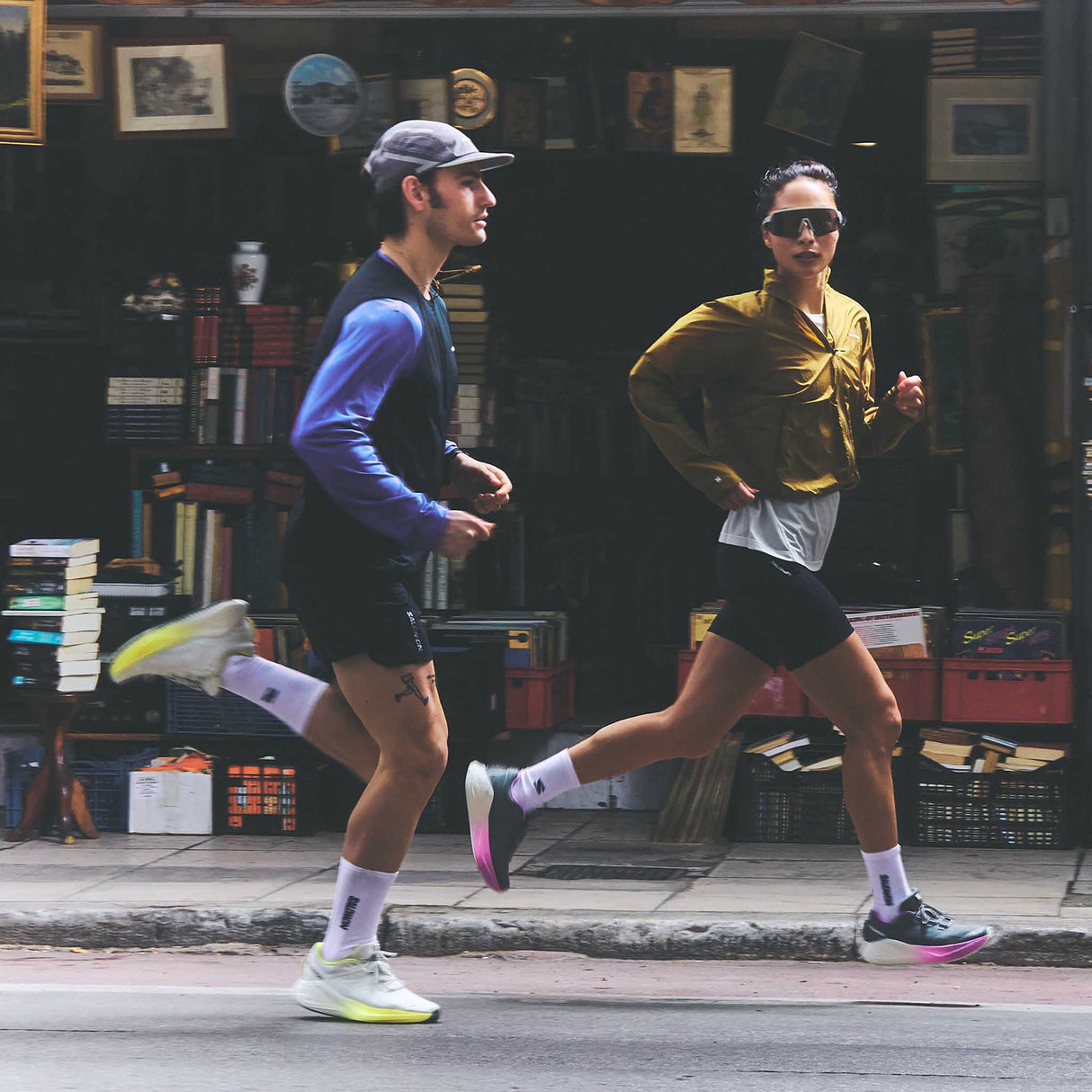 Salomon Mountain Flex Hybrid veste de course pour homme - Deep Black