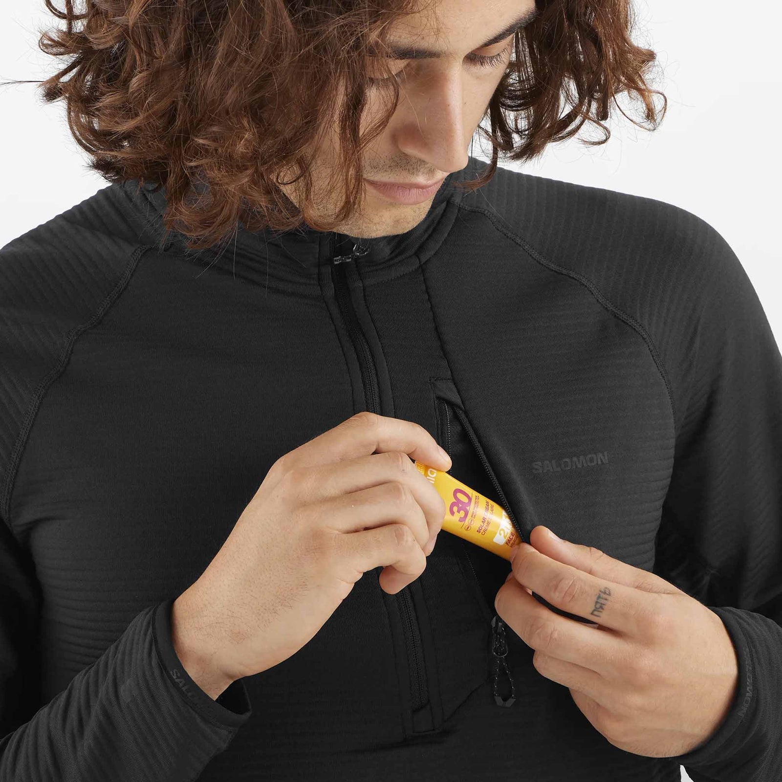 Salomon Salomon Essential Lightwarm Half Zip Midlayer chandail de course pour homme
