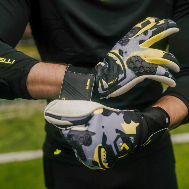 Storelli Storelli Silencer Threat gants de gardien de but de soccer