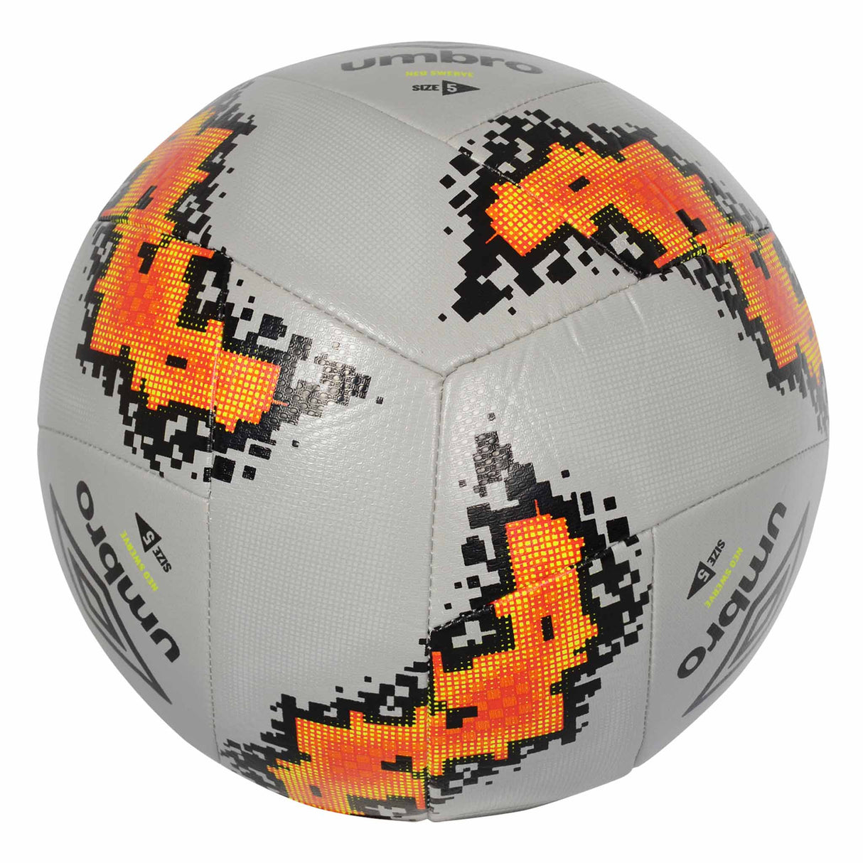 Umbro Neo Swerve ballon de soccer d'entrainement