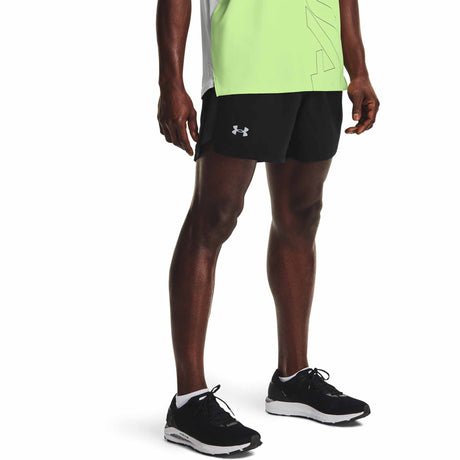 Under Armour Launch 5 pouces short de course à pied pour homme - Black / Reflective