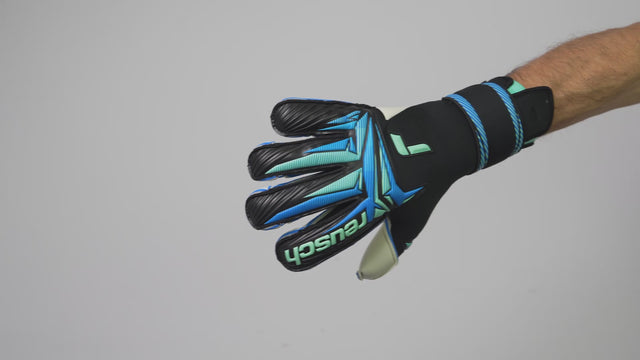Reusch Attrakt RE:GRIP Evolution gants de gardien de soccer - Black / Ocean Light
