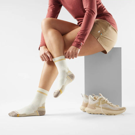 Smartwool Performance Hike Light Cushion bas mi-mollet pour femme, coloris Blanc — vue supplémentaire