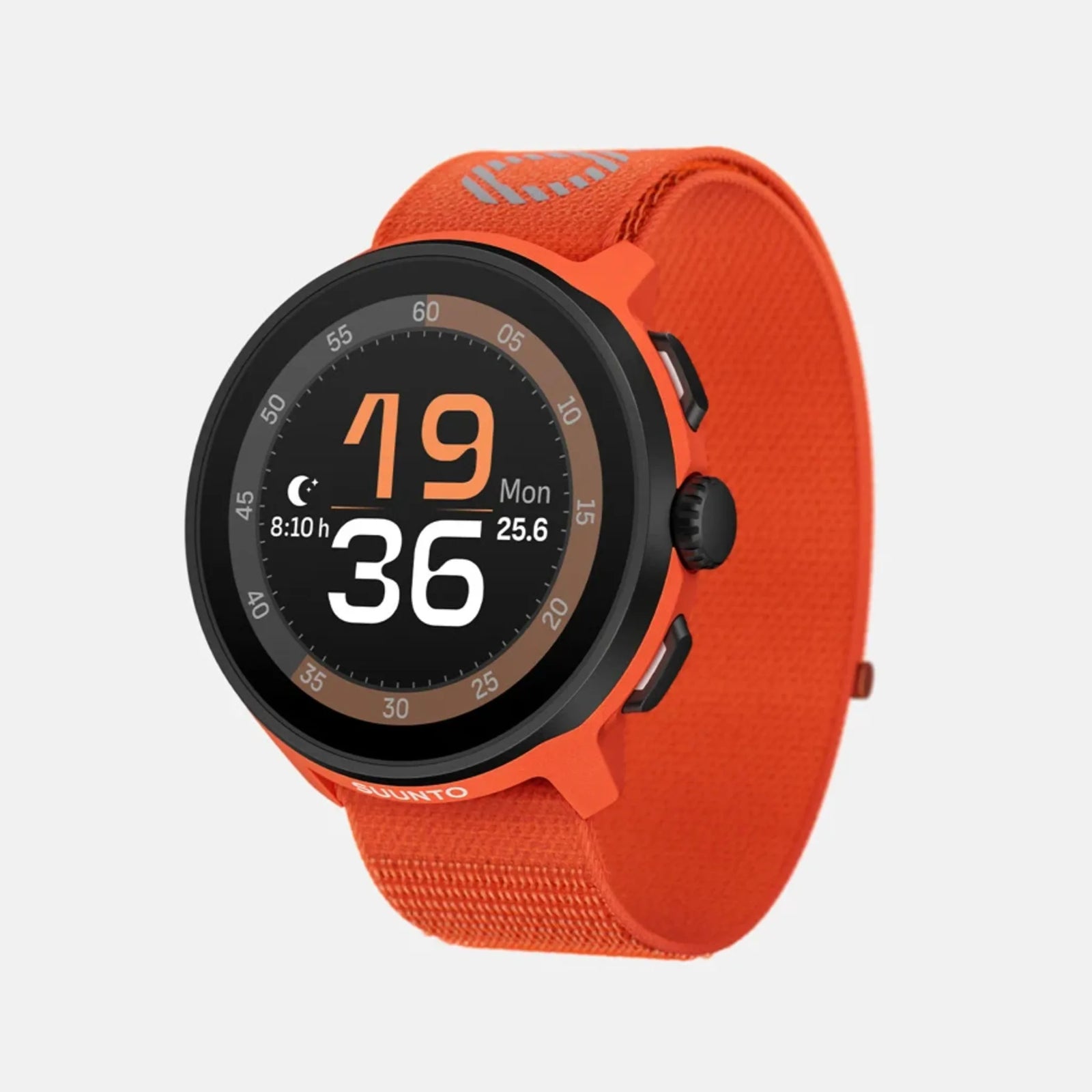 Montre GPS de course Suunto Run, coloris Coral Orange (bracelet textile) — vue de trois-quarts