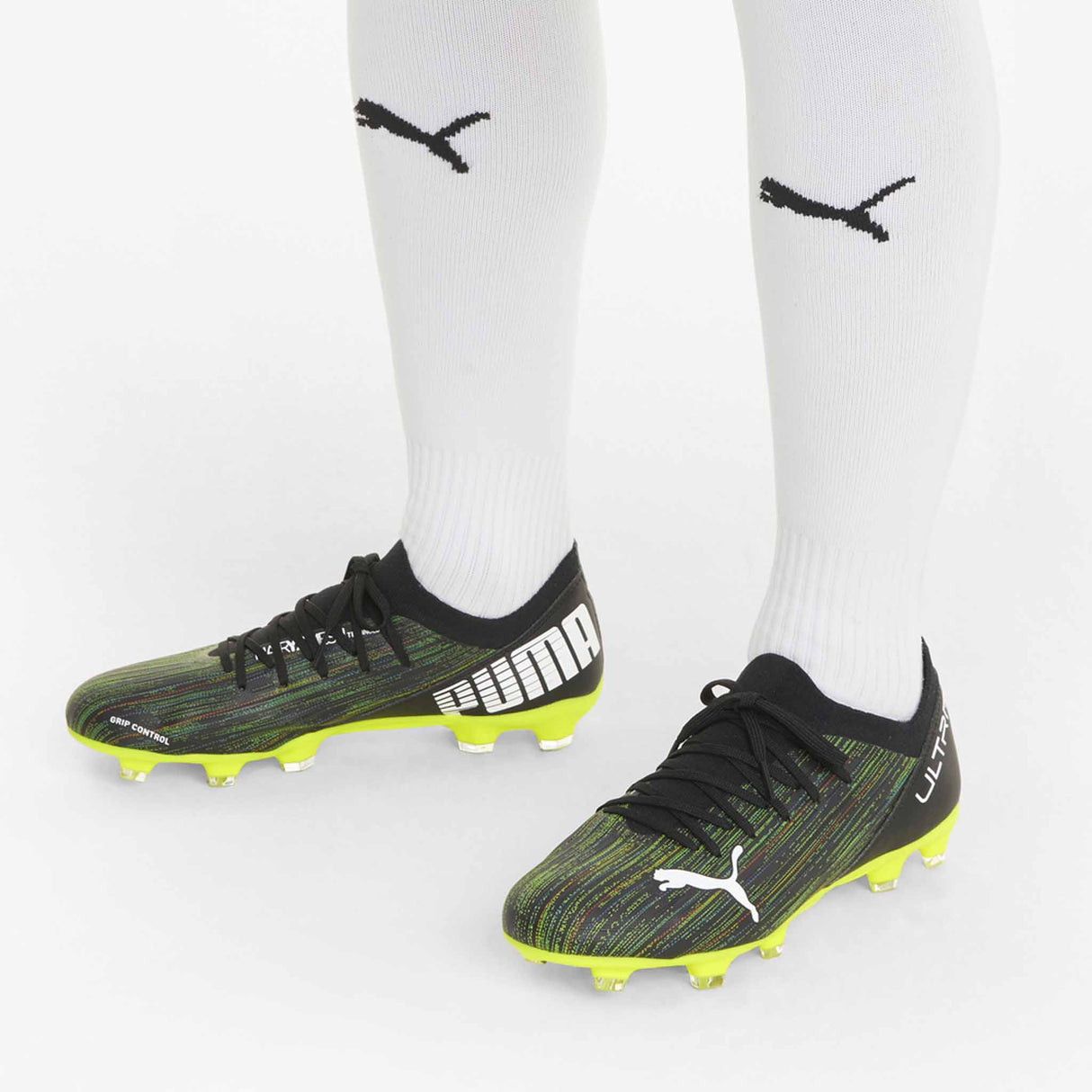 Puma Ultra 3.2 FG/AG Chaussures de soccer à crampons modèle