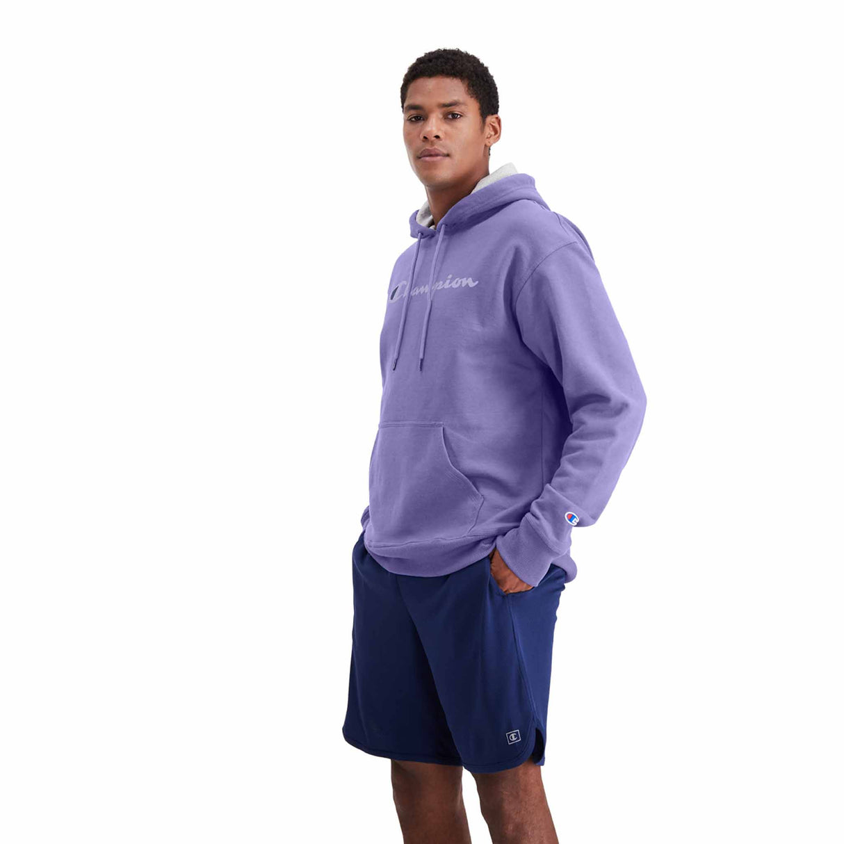 Champion Powerblend Graphic Hoodie Script logo sweatshirt a capuche pour homme Iris Purple angle