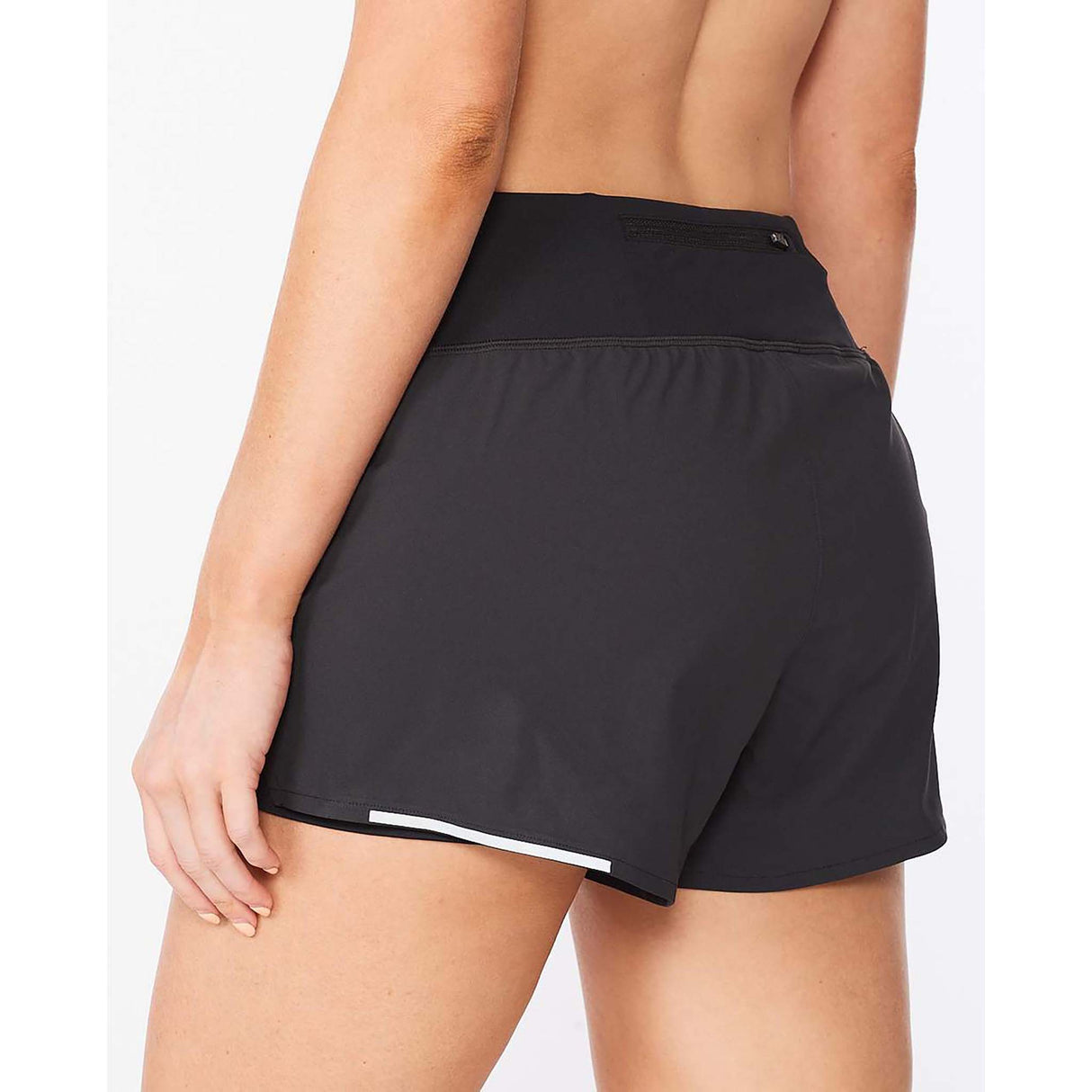 2XU Aero 3-Inch Shorts 2-en-1 de course à pied noir femme dos 2