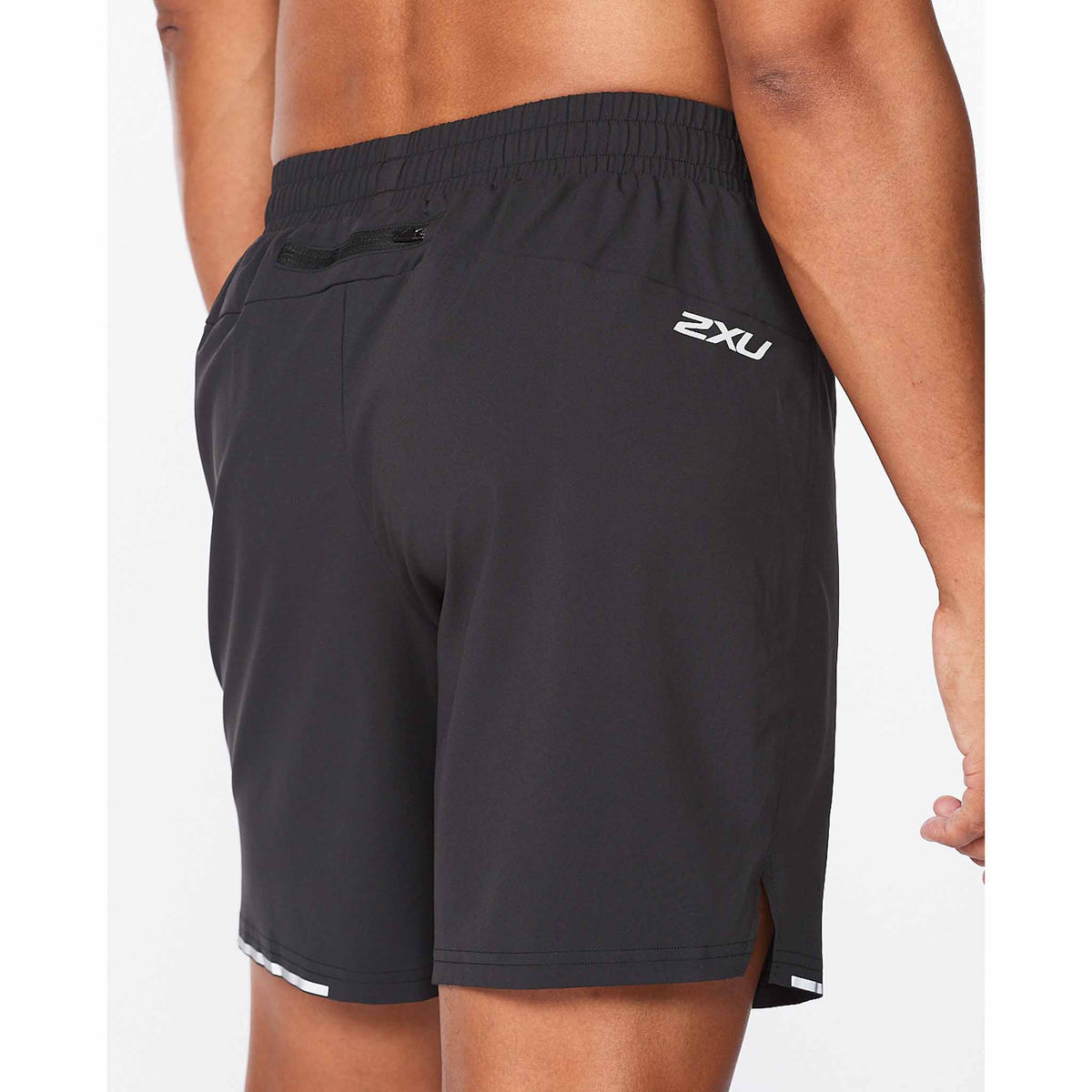 2XU Aero 7&quot; shorts de course à pied pour homme noir vue de près dos