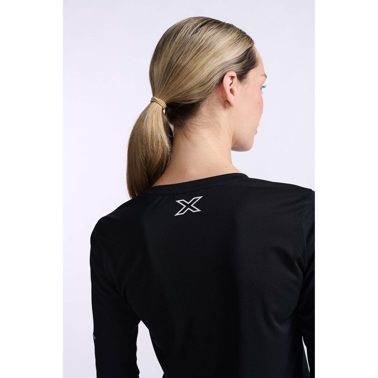 2XU Aero chandail à manches longues black silver reflective femme dos details