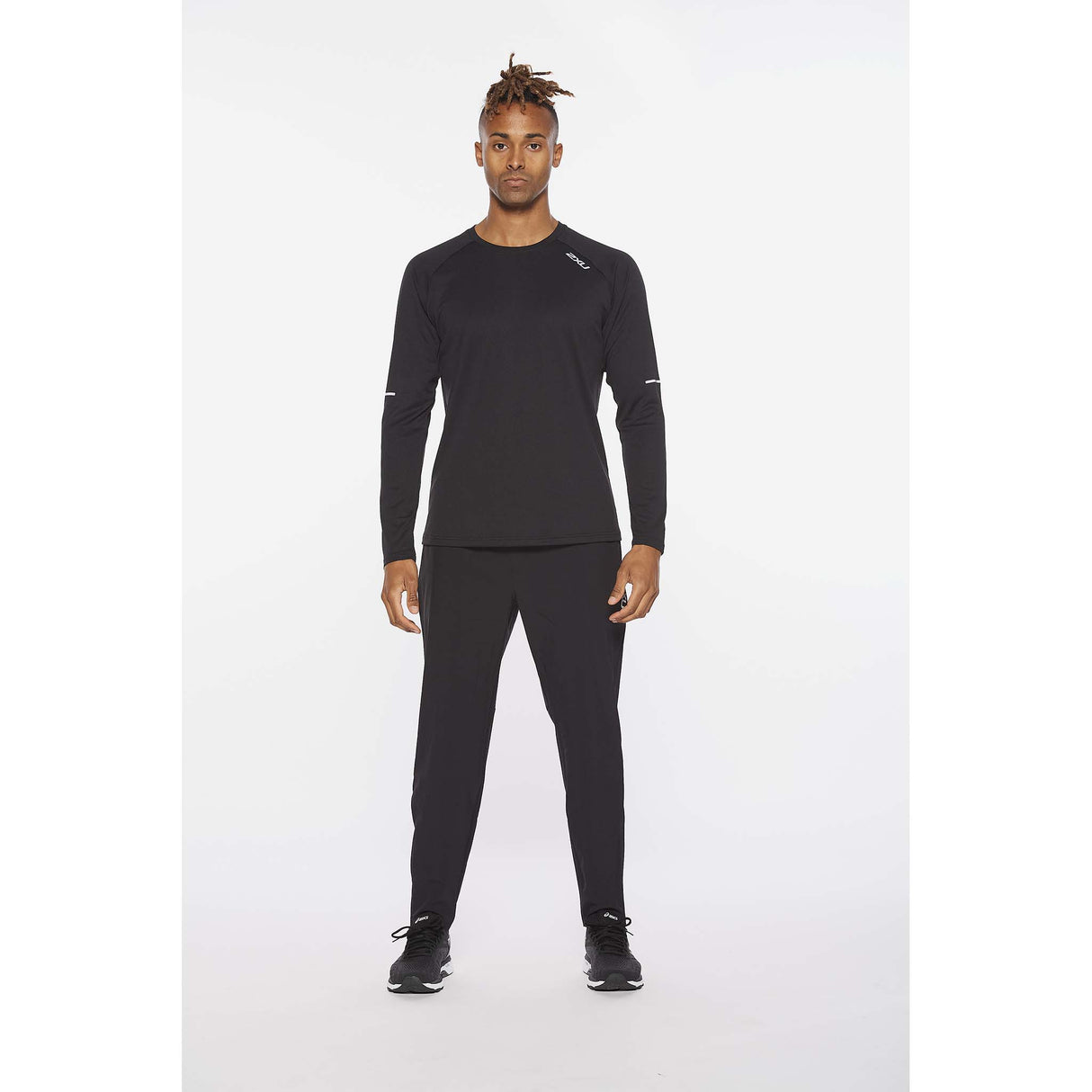 2XU chandail sport Aero à manches longues noir pour homme live