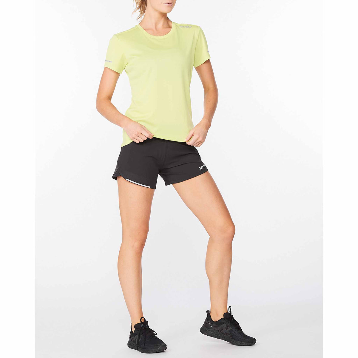 2XU Aero Tee t-shirt de course à pied pour femme limelight modèle
