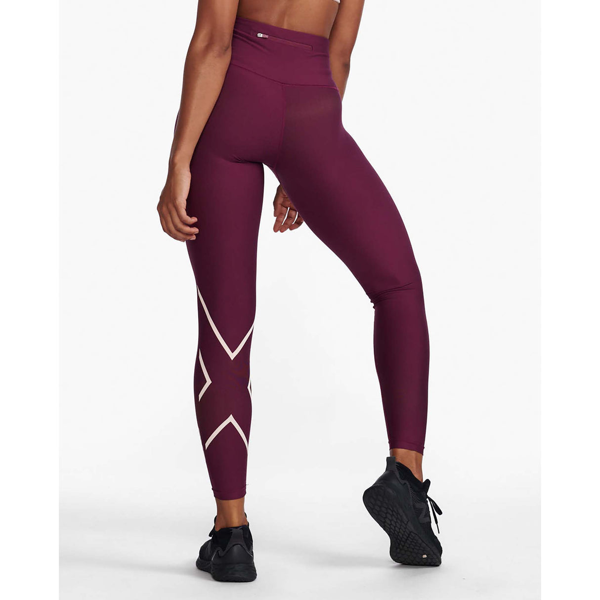 2XU Aero Sculpt Hi-Rise Compression Tights mulberry reflective femme dos