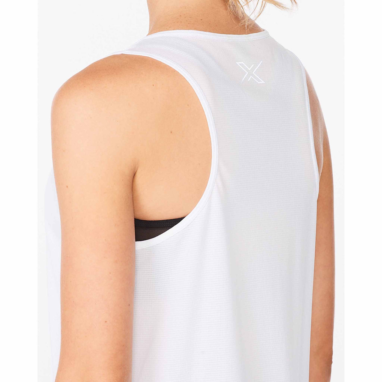 2XU Aero Singlet camisole pour femme White vue de près dos