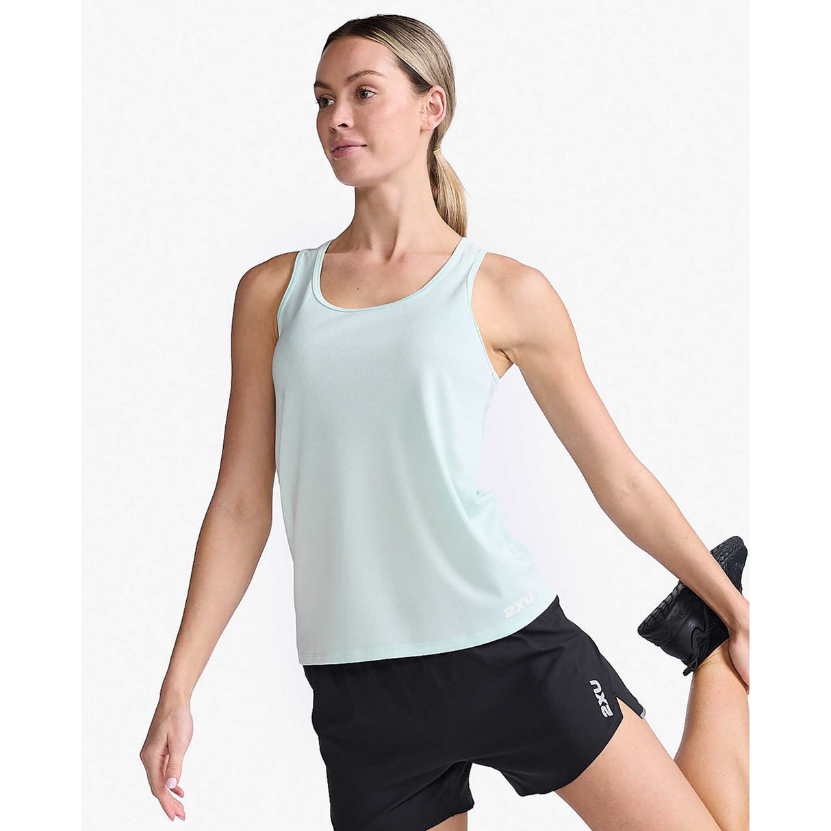 2XU Aero Singlet camisole de course à pied femme face- glacier / blanc réfléchissant