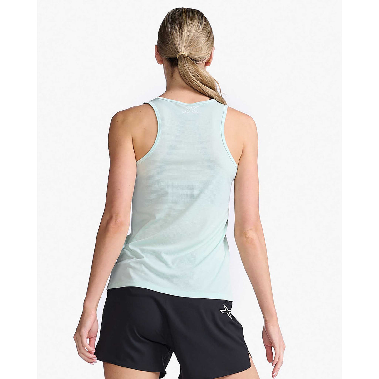 2XU Aero Singlet camisole de course à pied femme dos- glacier / blanc réfléchissant