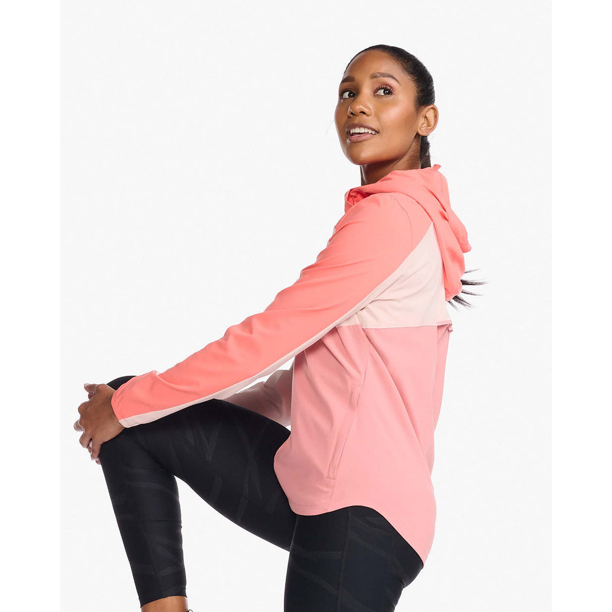 2XU Areo jacket de course hyper coral femme