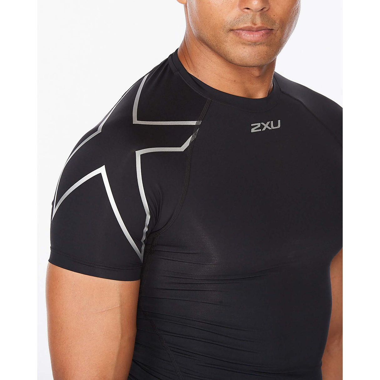 2XU Core compression t-shirt manches courtes noir argent homme details
