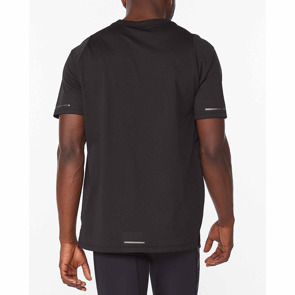 2XU Light Speed Tech Tee T-shirt de course à pied pour homme Black vue de dos