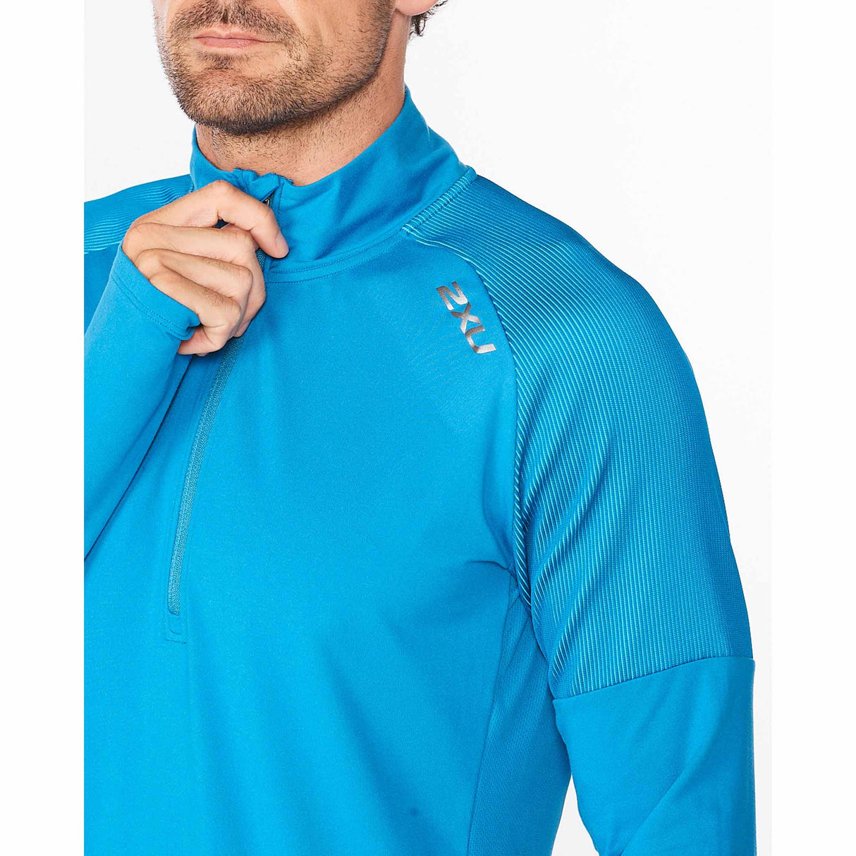 2XU Chandail manches longues Light Speed 1/2 Zip pour homme Aquamarine vue de près