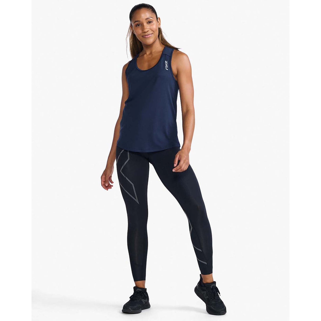 2XU Light Speed Singlet midnight silver femme live