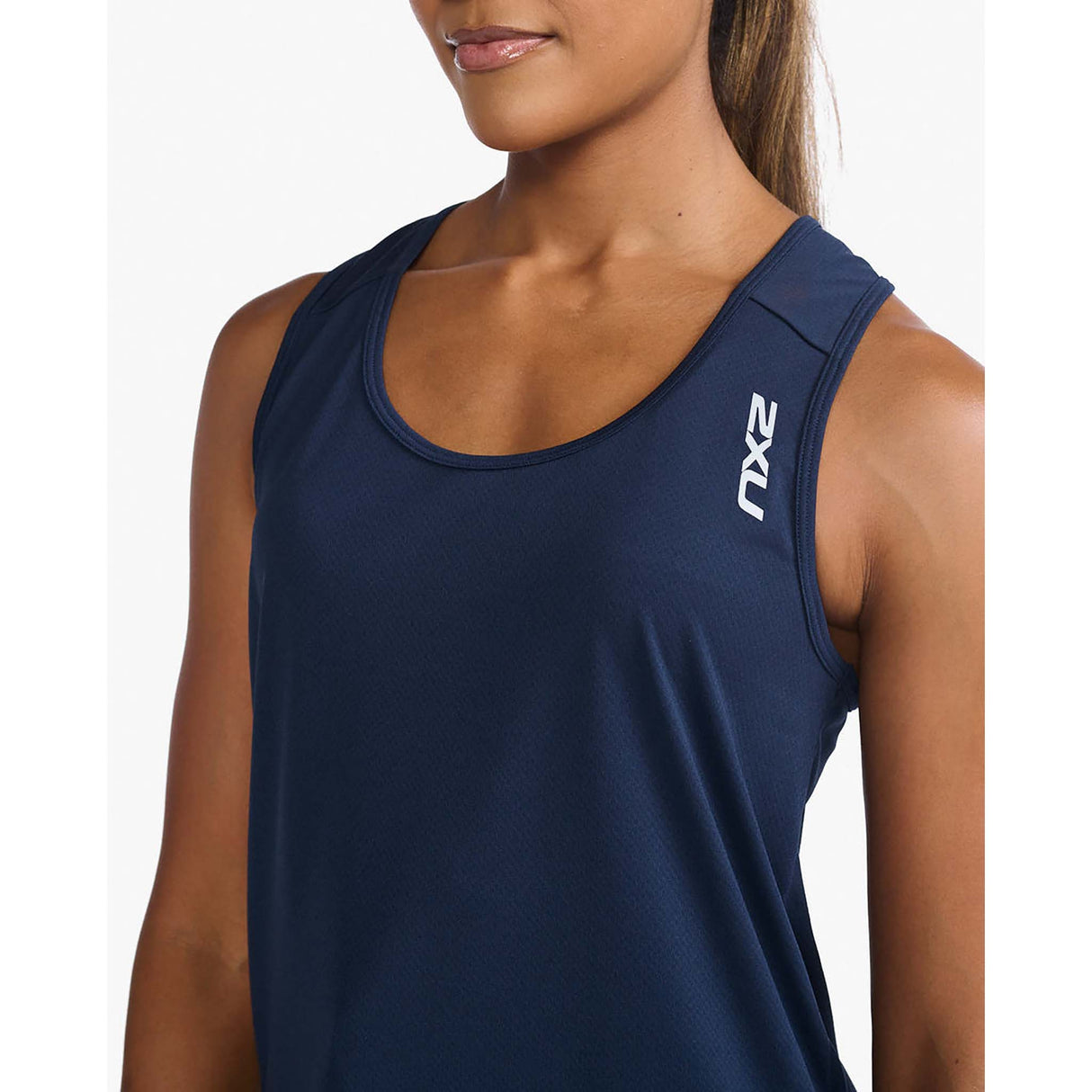 2XU Light Speed Singlet midnight silver femme detail