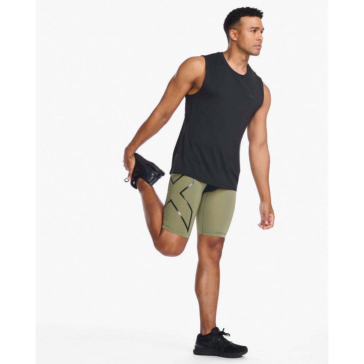 2XU Motion Tank débardeur de course à pied noir homme lateral 2