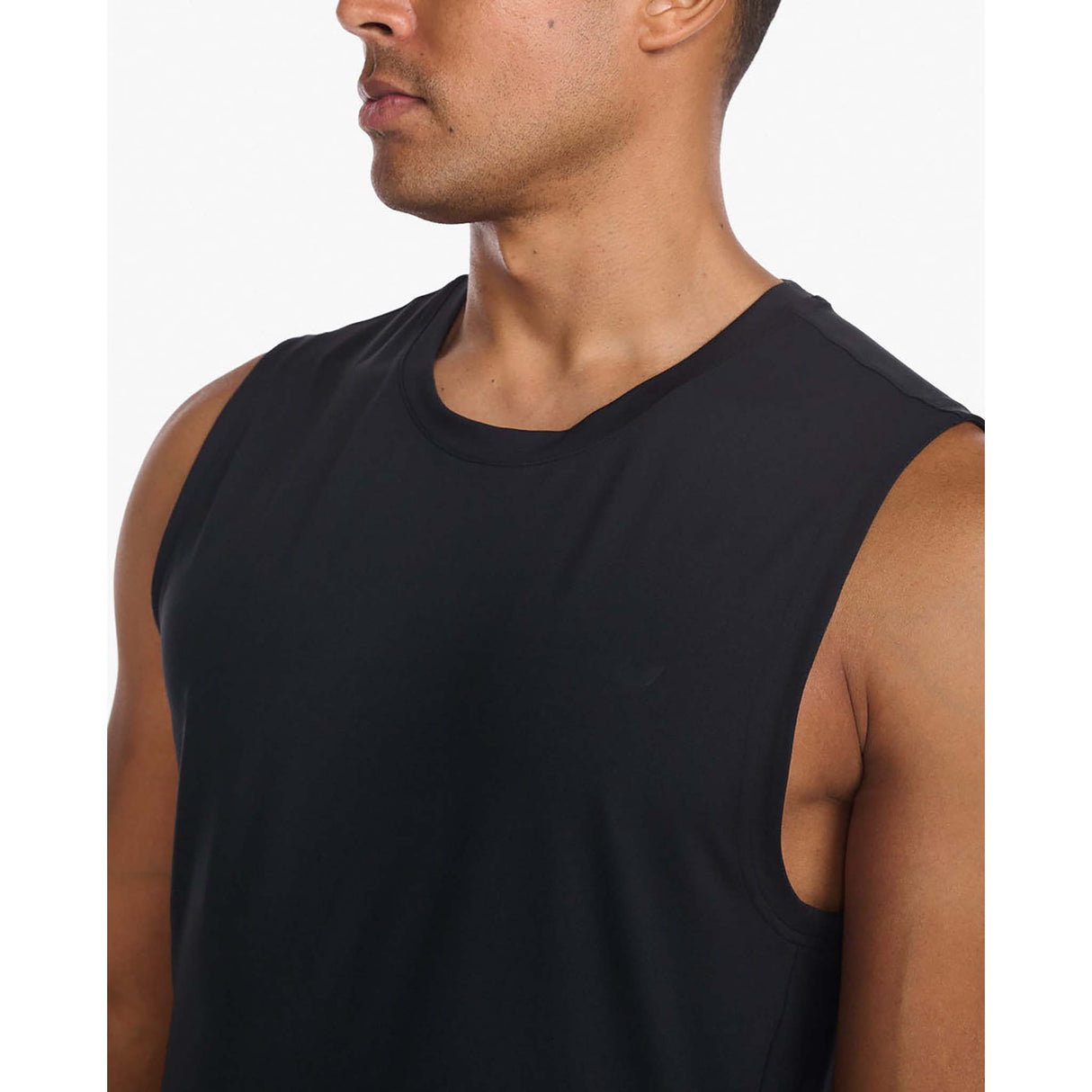 2XU Motion Tank débardeur de course à pied noir homme col