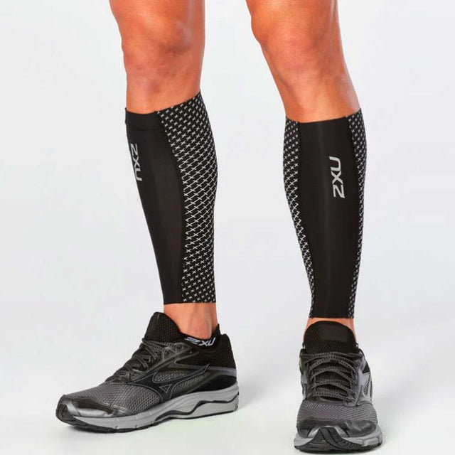 2XU Reflect Compression Calf Guards manchons de compression sportive pour mollets