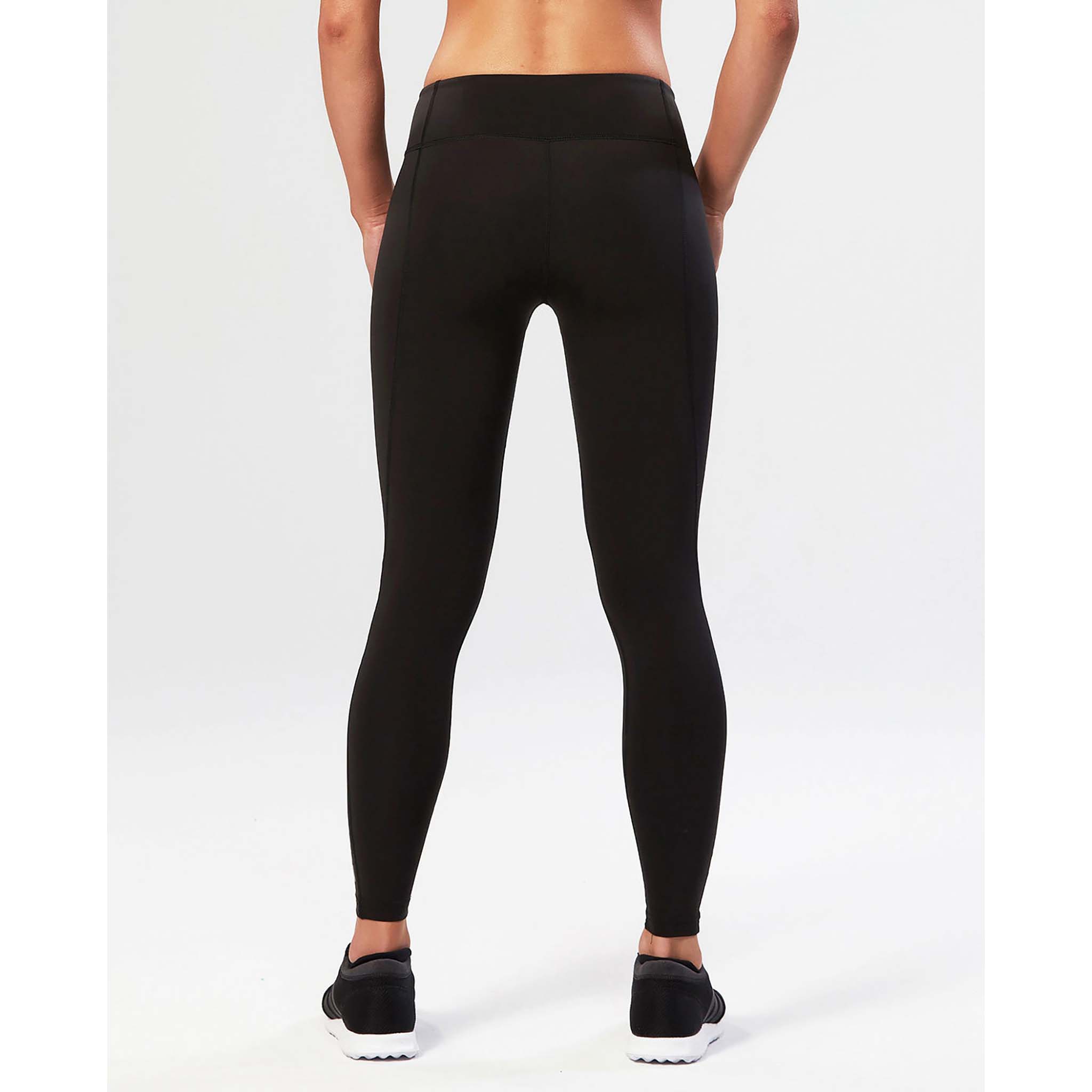 2XU mid-rise compression tights for women