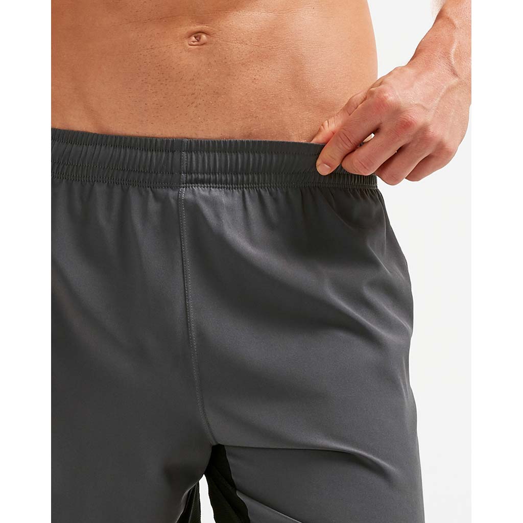 2XU XVENT Free Short 7 pouces shorts course charcoal homme  taille