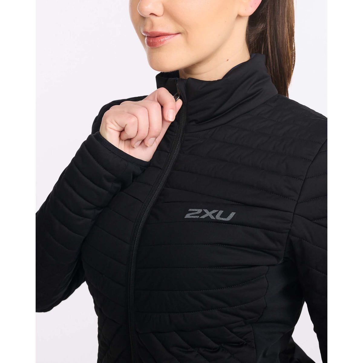 2XU Ignition Insulation Jacket manteau réversible black turbulence pour femme zip