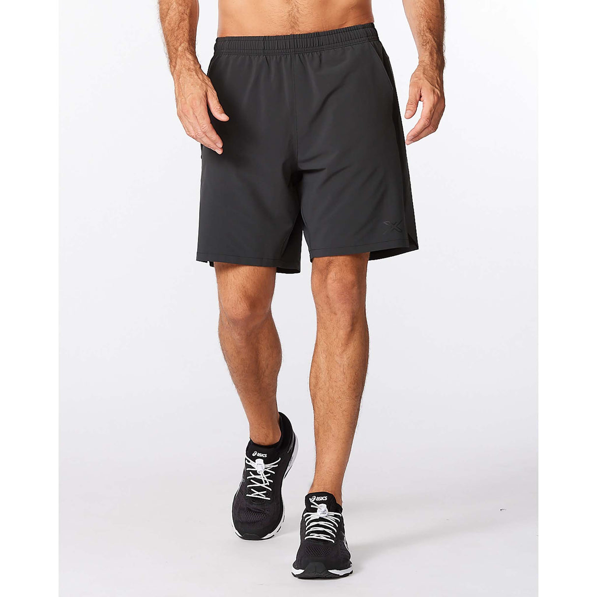 2XU Motion 8 Inch shorts de course à pied noir pour homme