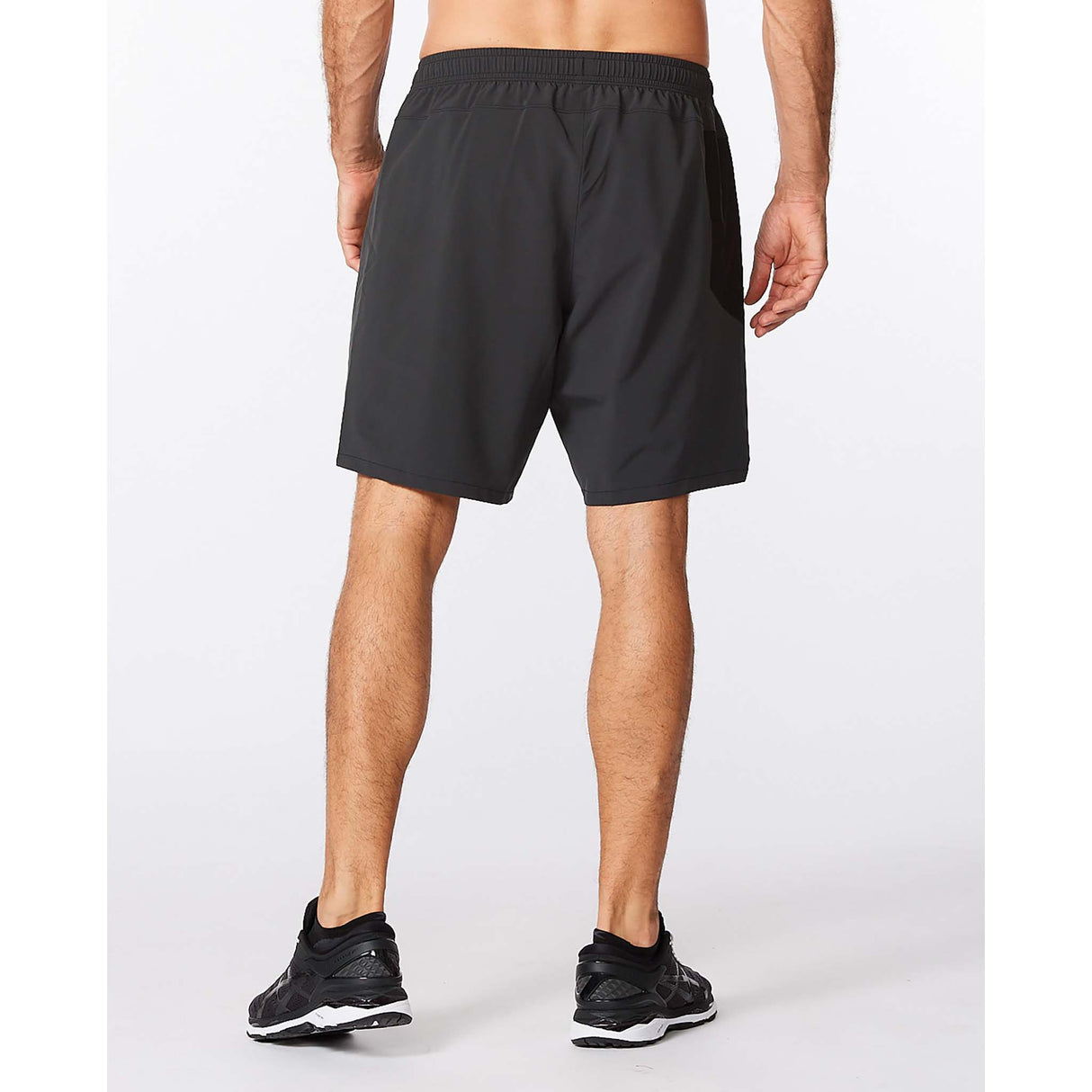 2XU Motion 8 Inch shorts de course à pied noir pour homme dos